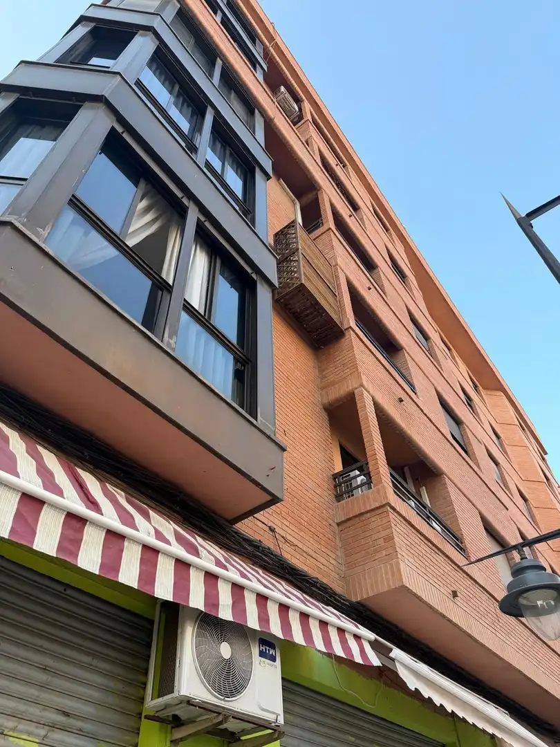 Duplex avec terrasse à vendre à Avenida CAMI NOU DEL