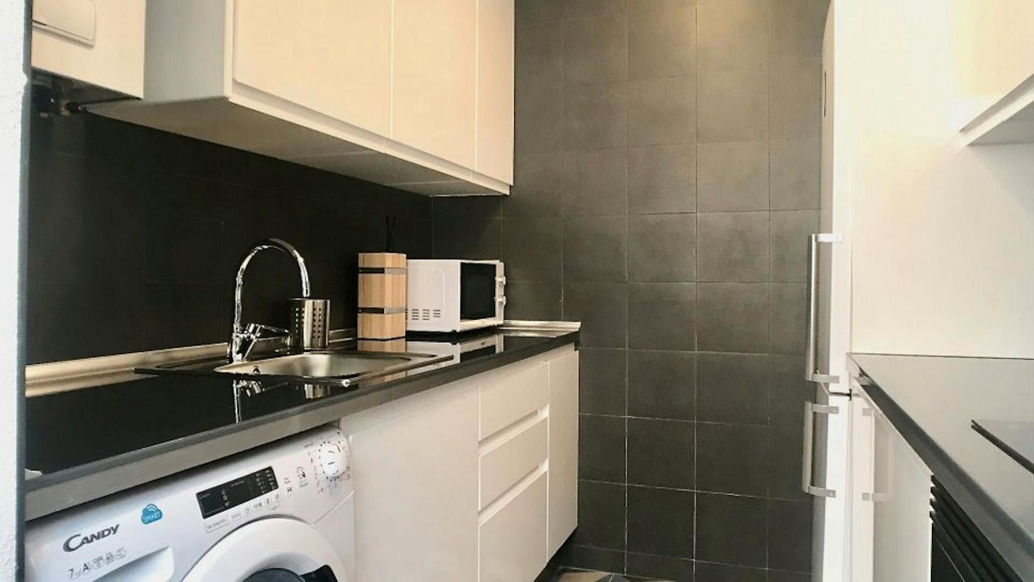 Cocina de Piso de alquiler en  Madrid Capital con Calefacción, Amueblado y Lavadora