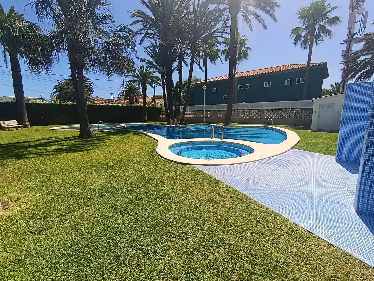 Swimming pool of Attic for sale in Dénia  with Air Conditioner, Heating and Private garden