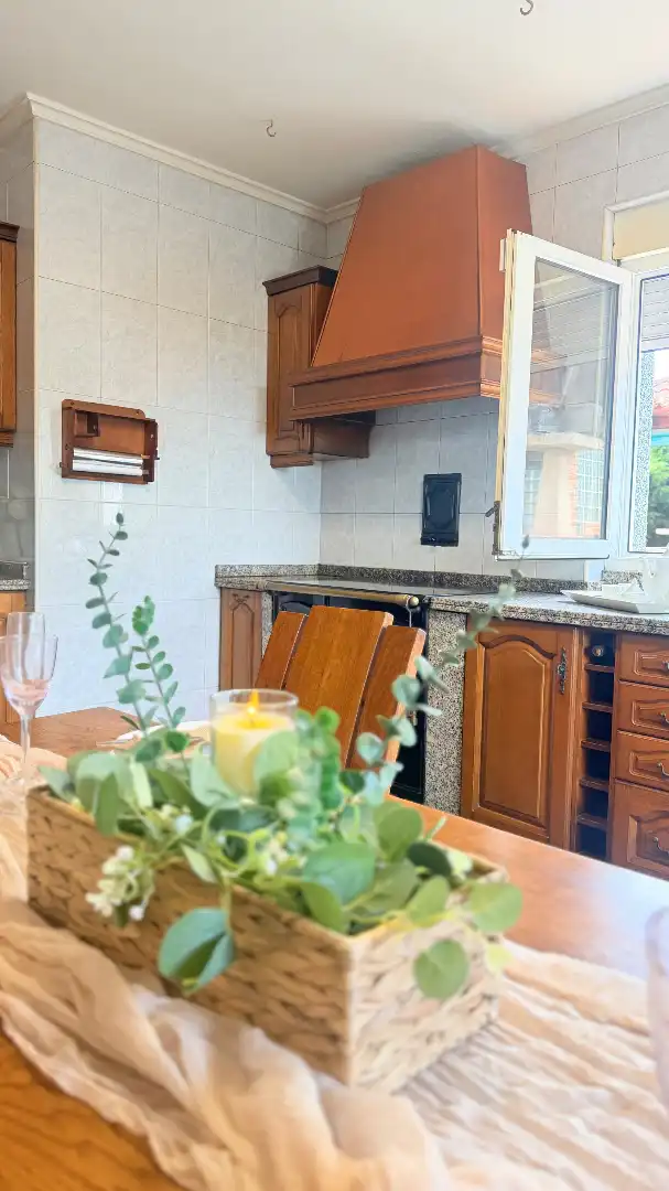 Cuina de Casa o xalet en venda en Carreño amb Calefacció, Jardí privat i Terrassa