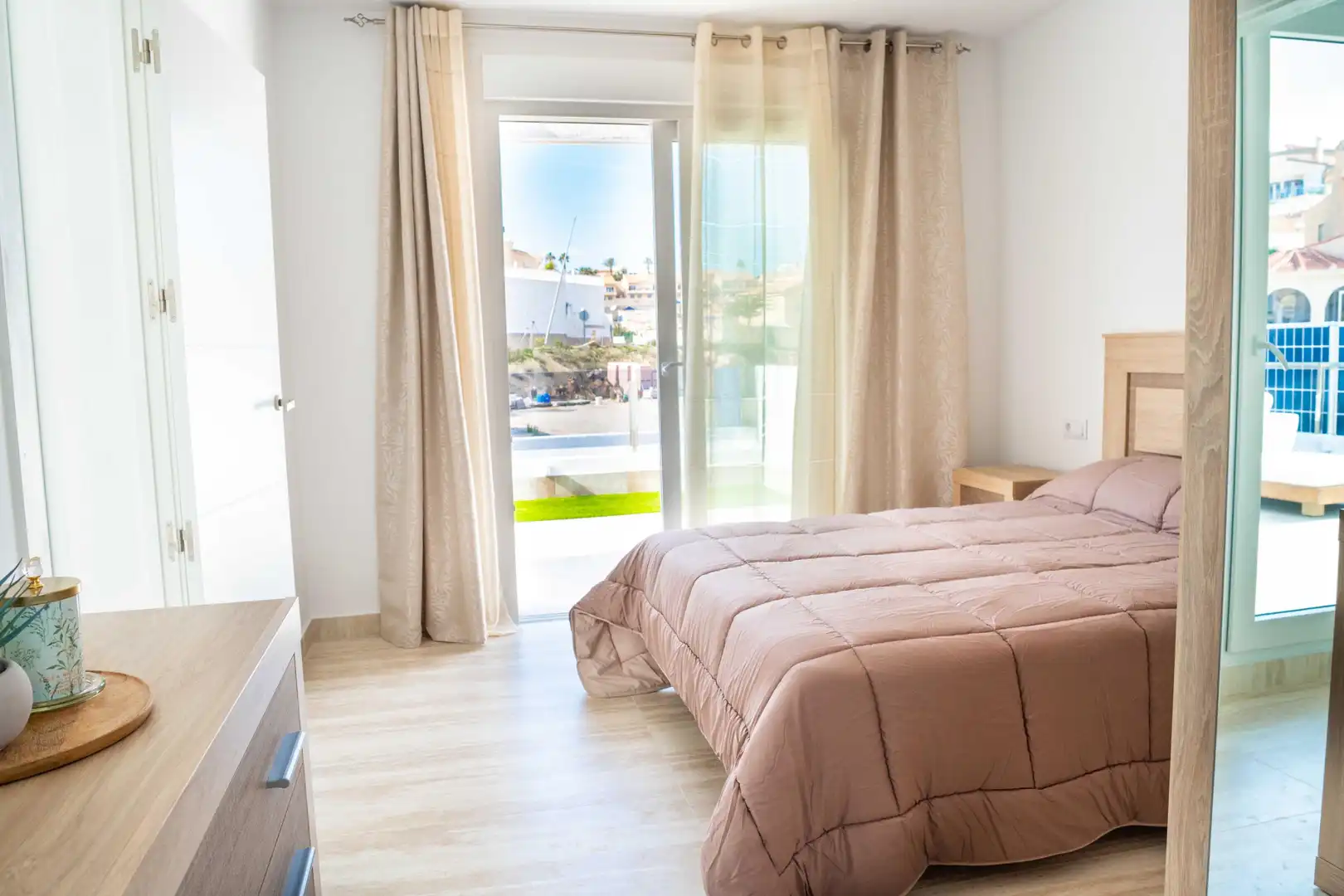 Bedroom of Houses for sale in Rojales