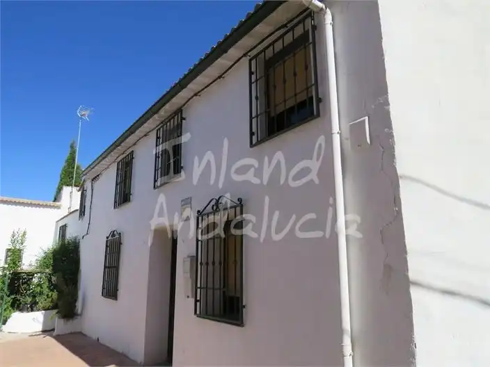 Casa rustica con piscina in vendita a Fuensanta de Martos