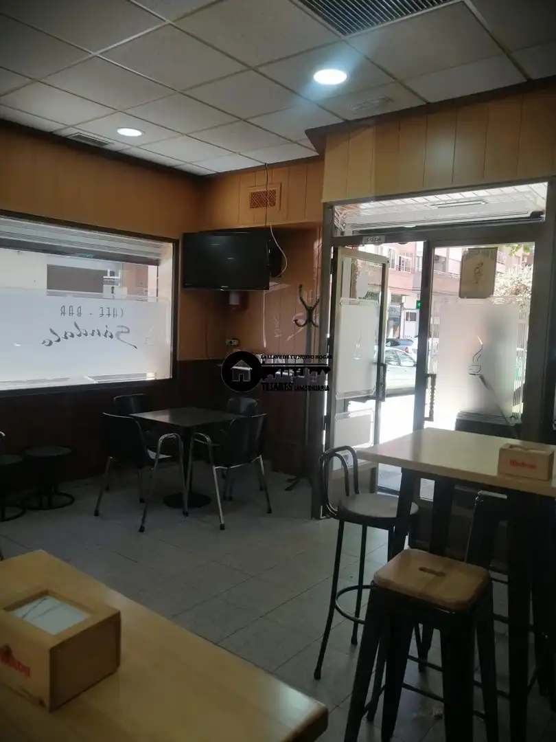 Local comercial en venda a El Pilar, imagen 2