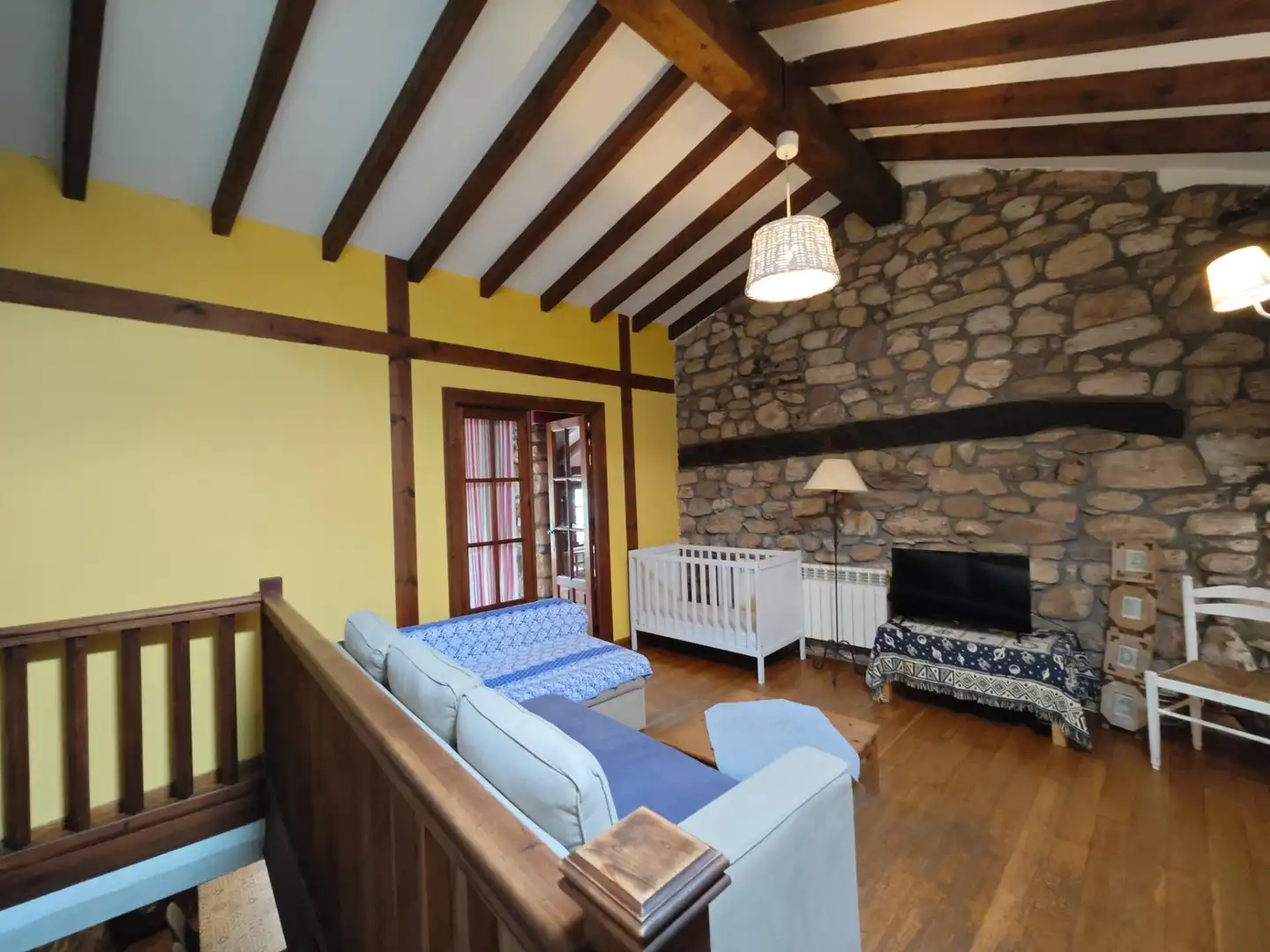 Sala de estar de Casa adosada en venta en Mazcuerras con Terraza