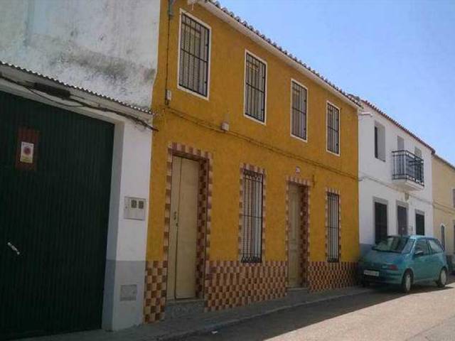 Casa-chalet en Venta en Malpartida de la Serena