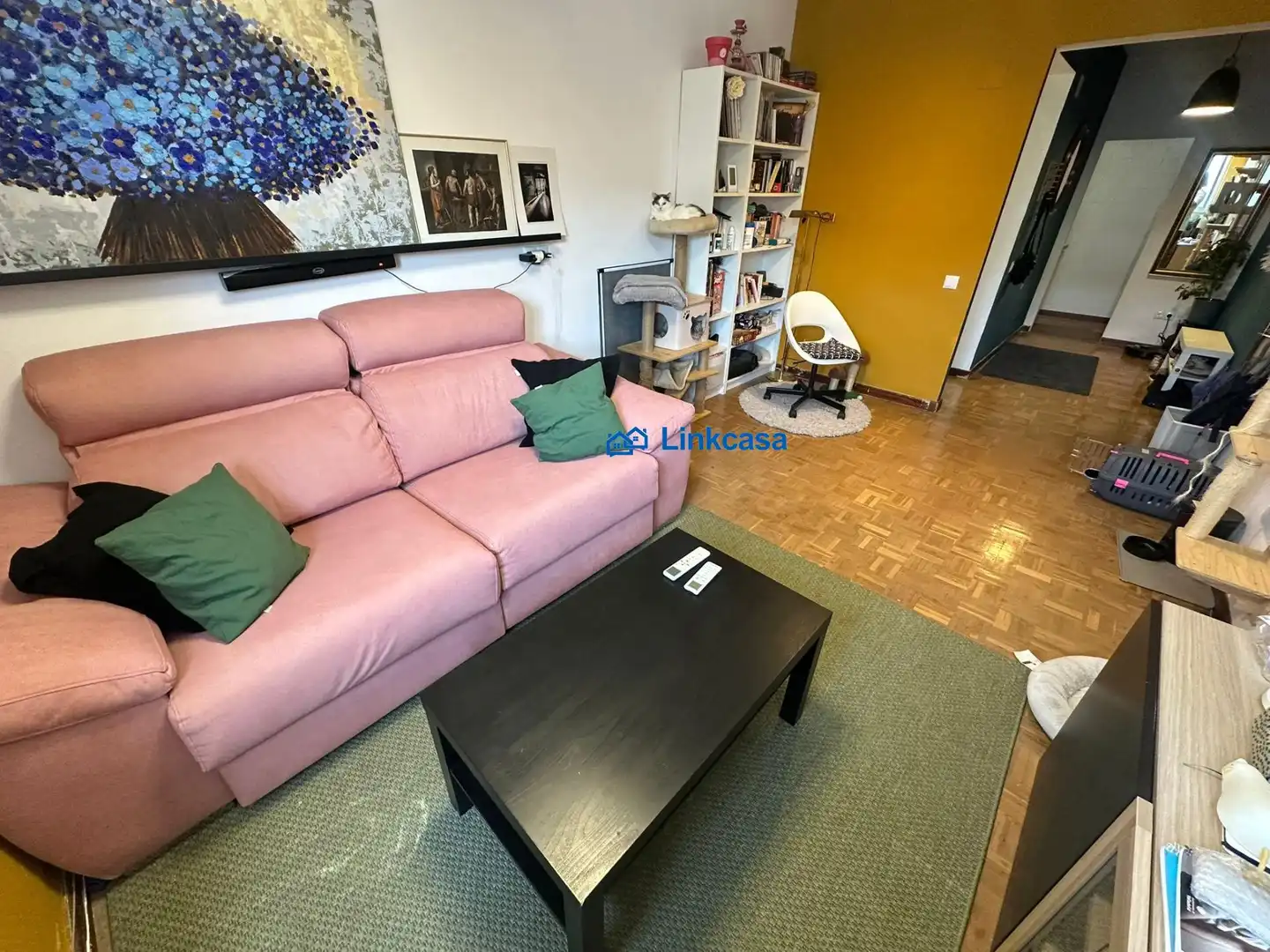 Living room of Flat for sale in Madrid  with Air Conditioner, Heating and Parquet flooring
