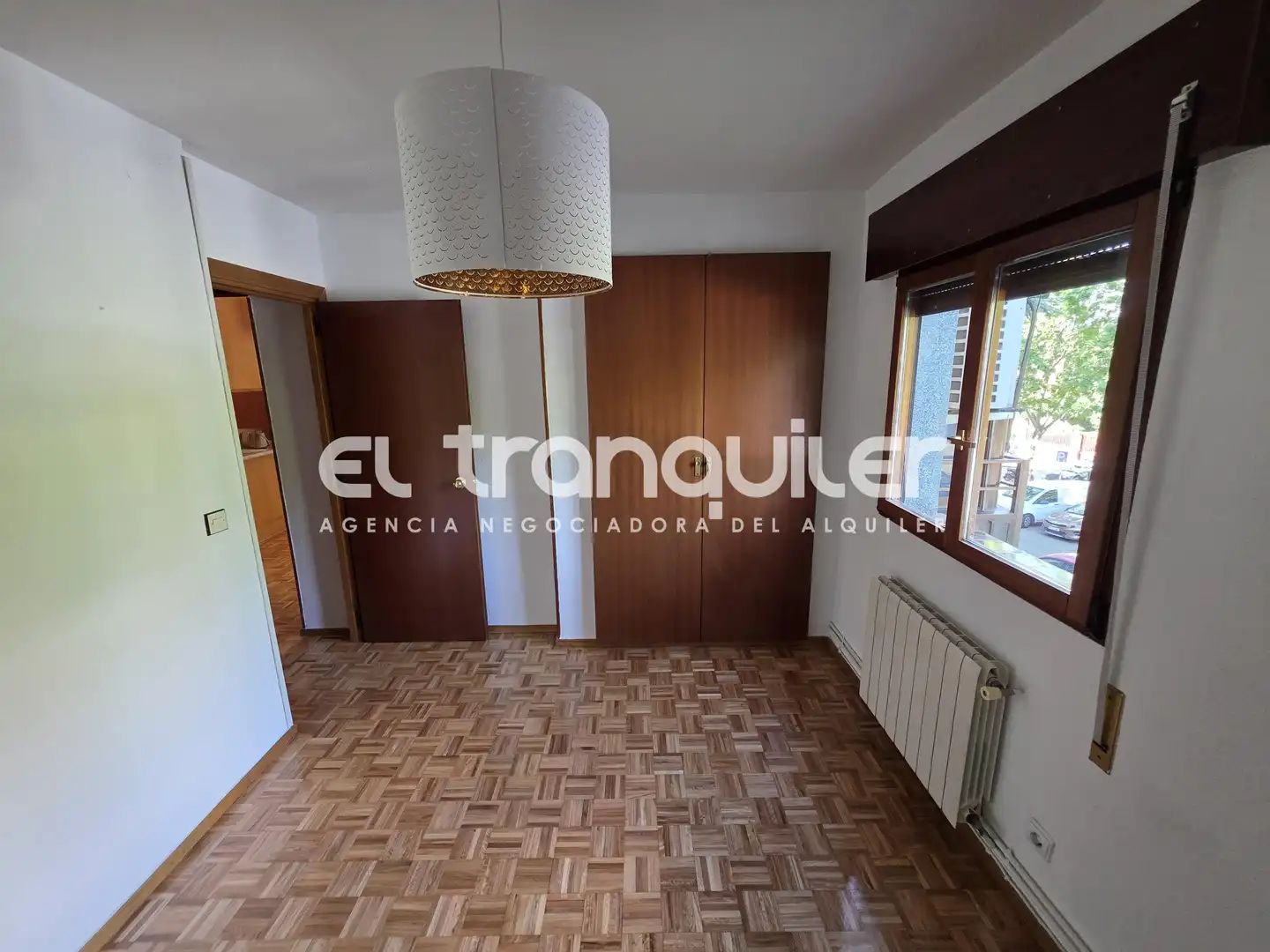 Bedroom of Flat for rent in Madrid  with Air Conditioner, Parquet flooring and Terrace