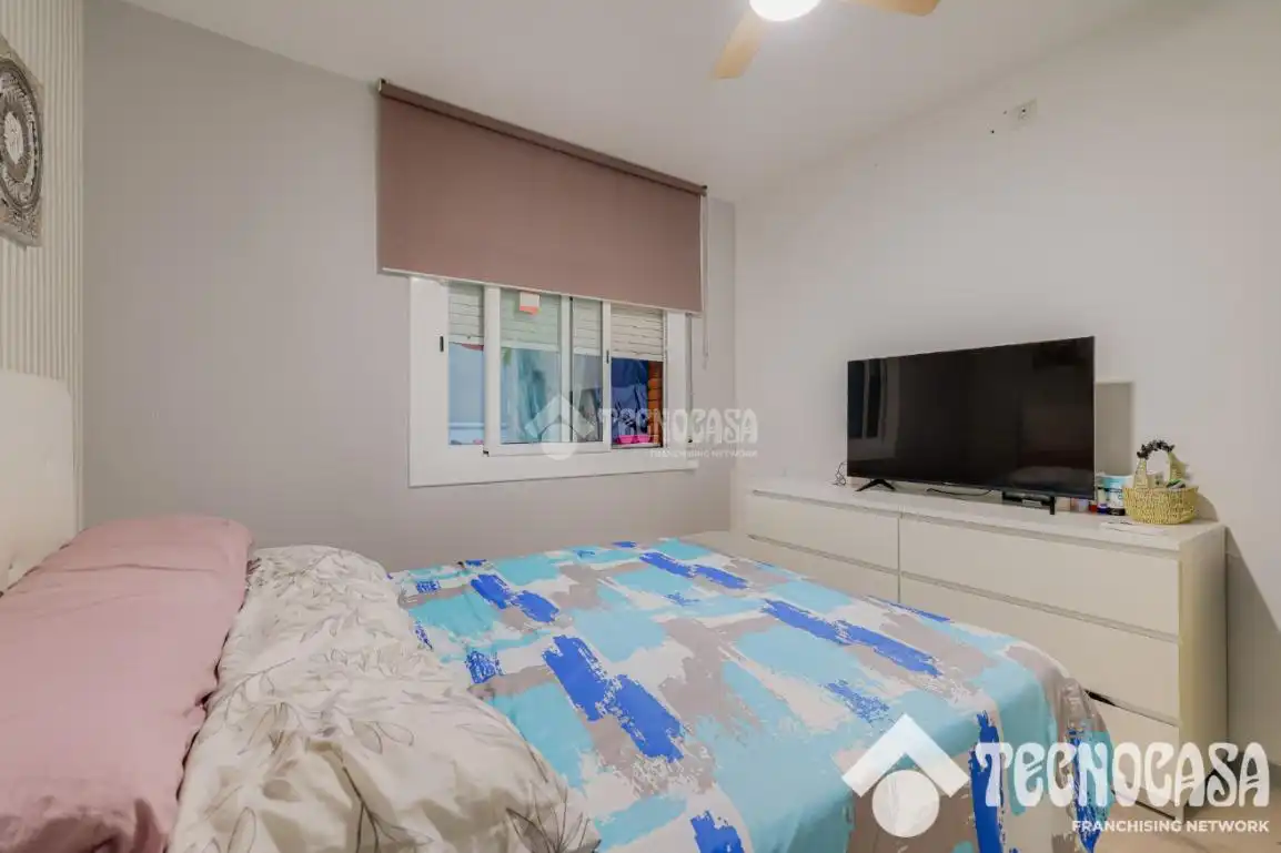 Piso con terraza en venta en Nou Barris, imagen 11