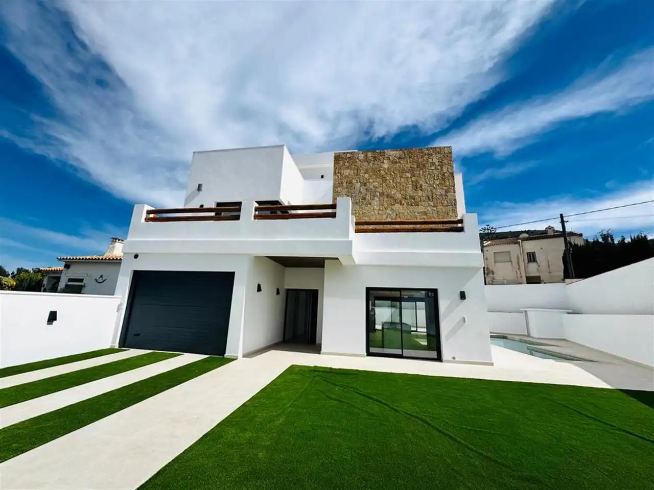 Vista exterior de Finca rústica en venda en L'Alfàs del Pi amb Aire condicionat, Calefacció i Jardí privat