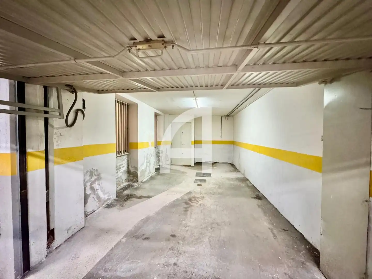 Parking de Piso en venta en Madrid con Aire acondicionado, Calefacción y Terraza