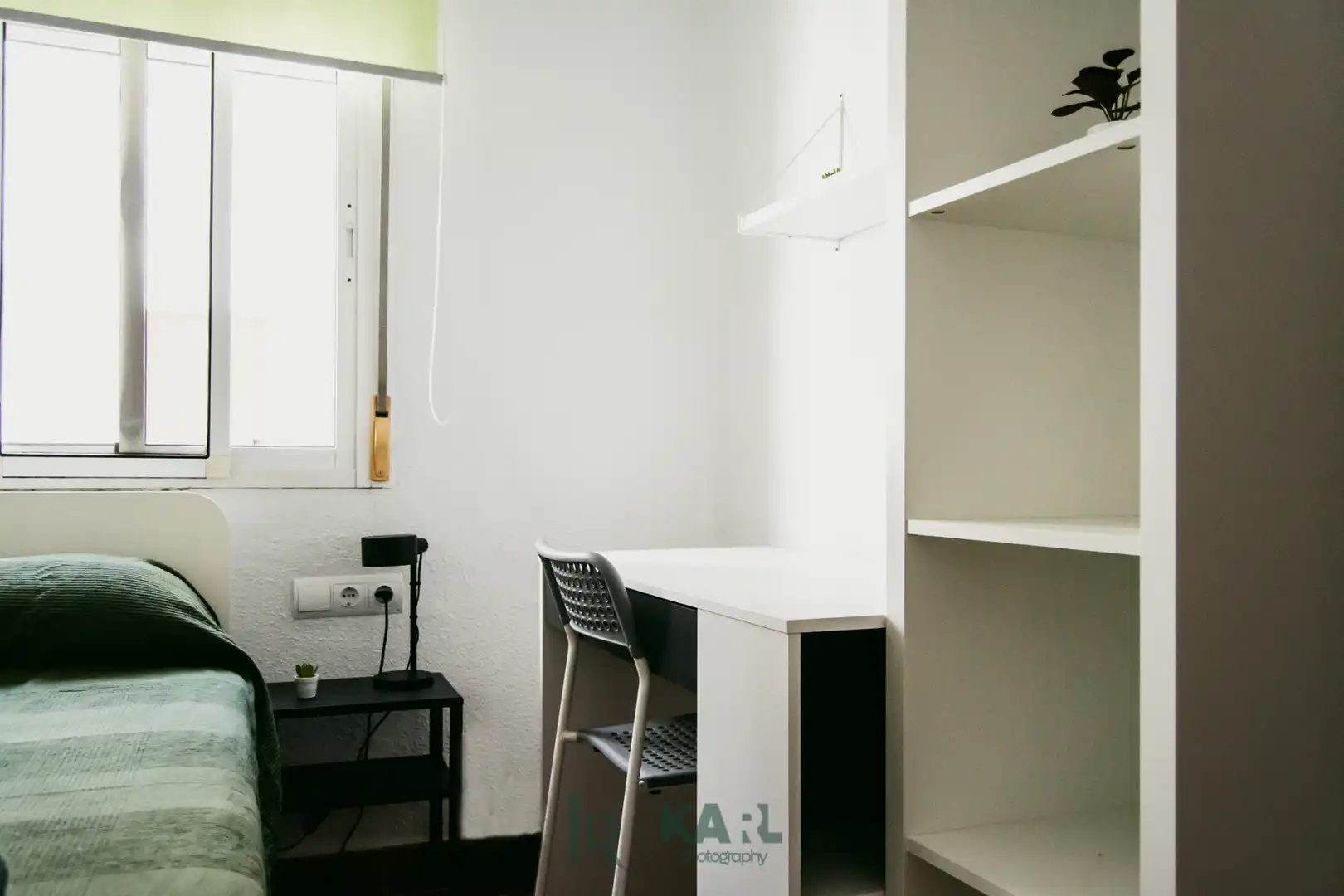 Habitación de Piso de alquiler en Málaga con Aire acondicionado, Calefacción y Amueblado