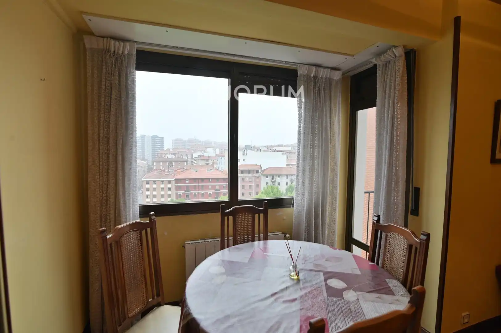 Schlafzimmer von Wohnung zum Verkauf in Bilbao  mit Heizung, Terrasse und Möbliert