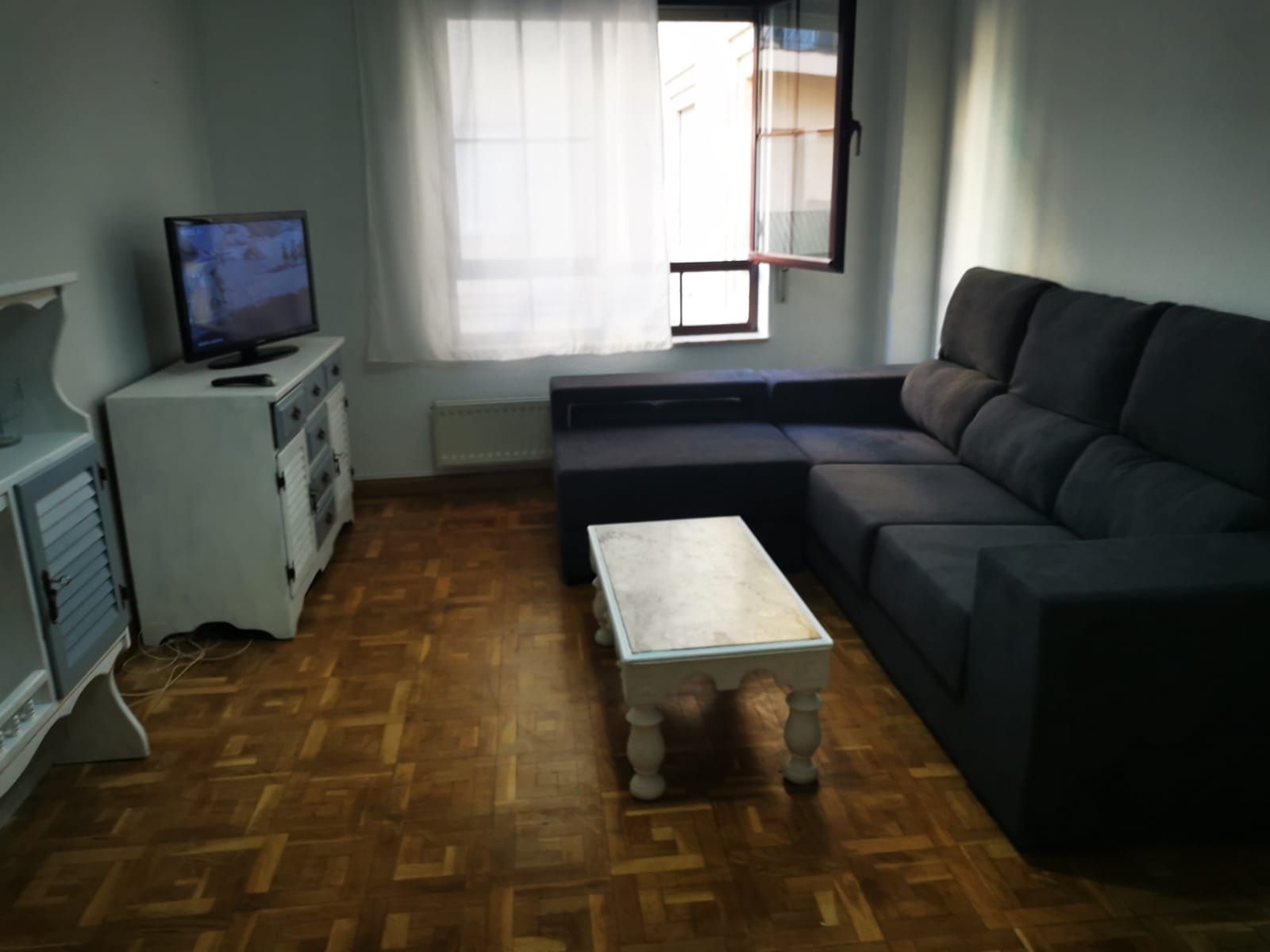 Living room of Single-family semi-detached to rent in Salamanca Capital  with Air Conditioner, Heating and Parquet flooring