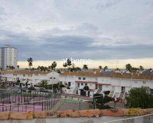 Vista exterior de Apartament en venda en El Puig de Santa Maria amb Aire condicionat, Terrassa i Balcó