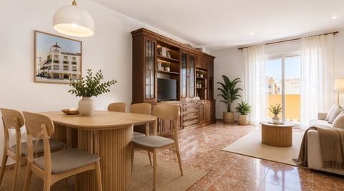 Descubre esta amplia y luminosa casa pareada distribuida en cuatro plantas, con un espectacular garaje de 76 m, tres dormitorios,, imatge 3