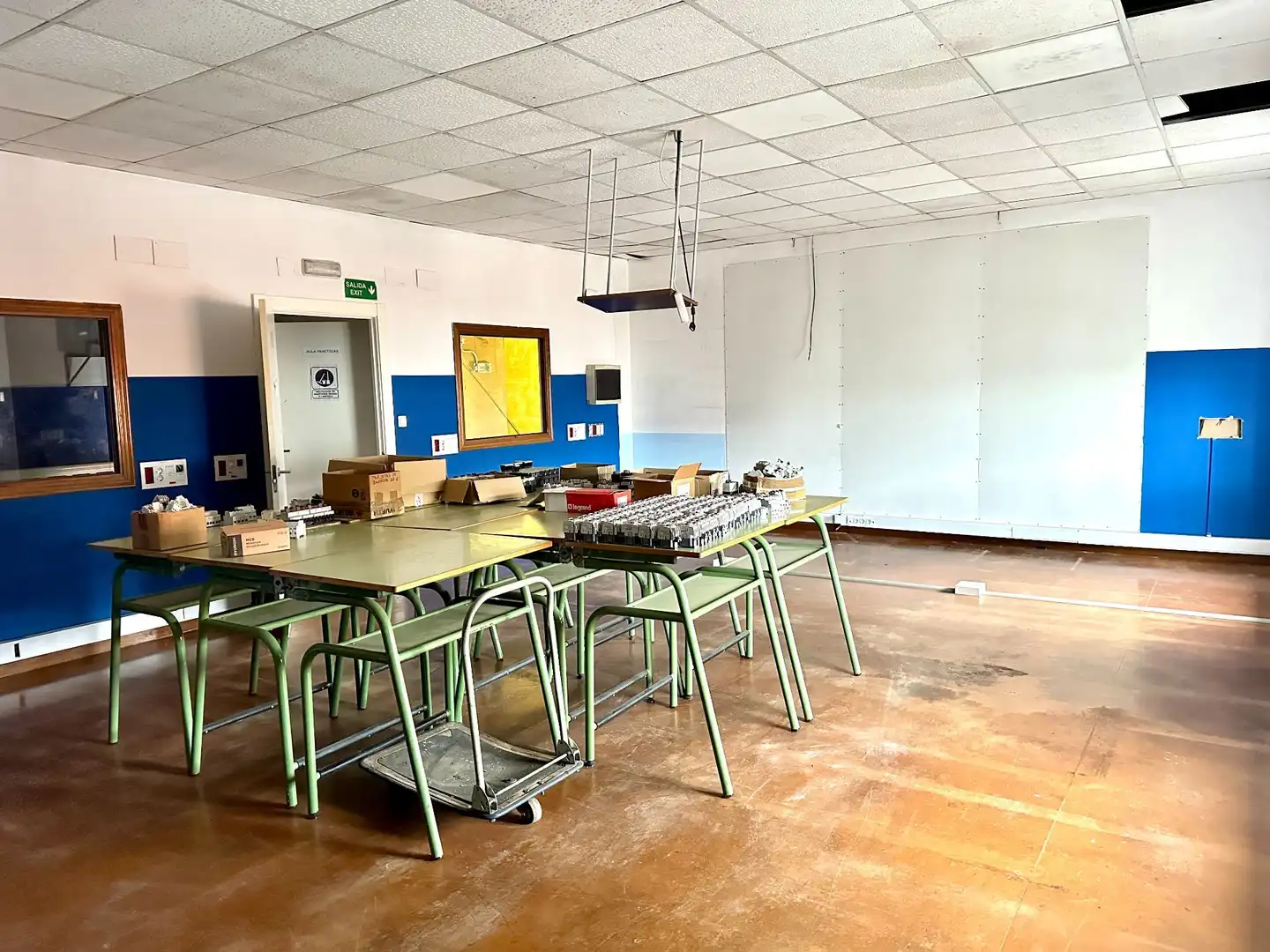 Comedor de Nave industrial en venta en Santander