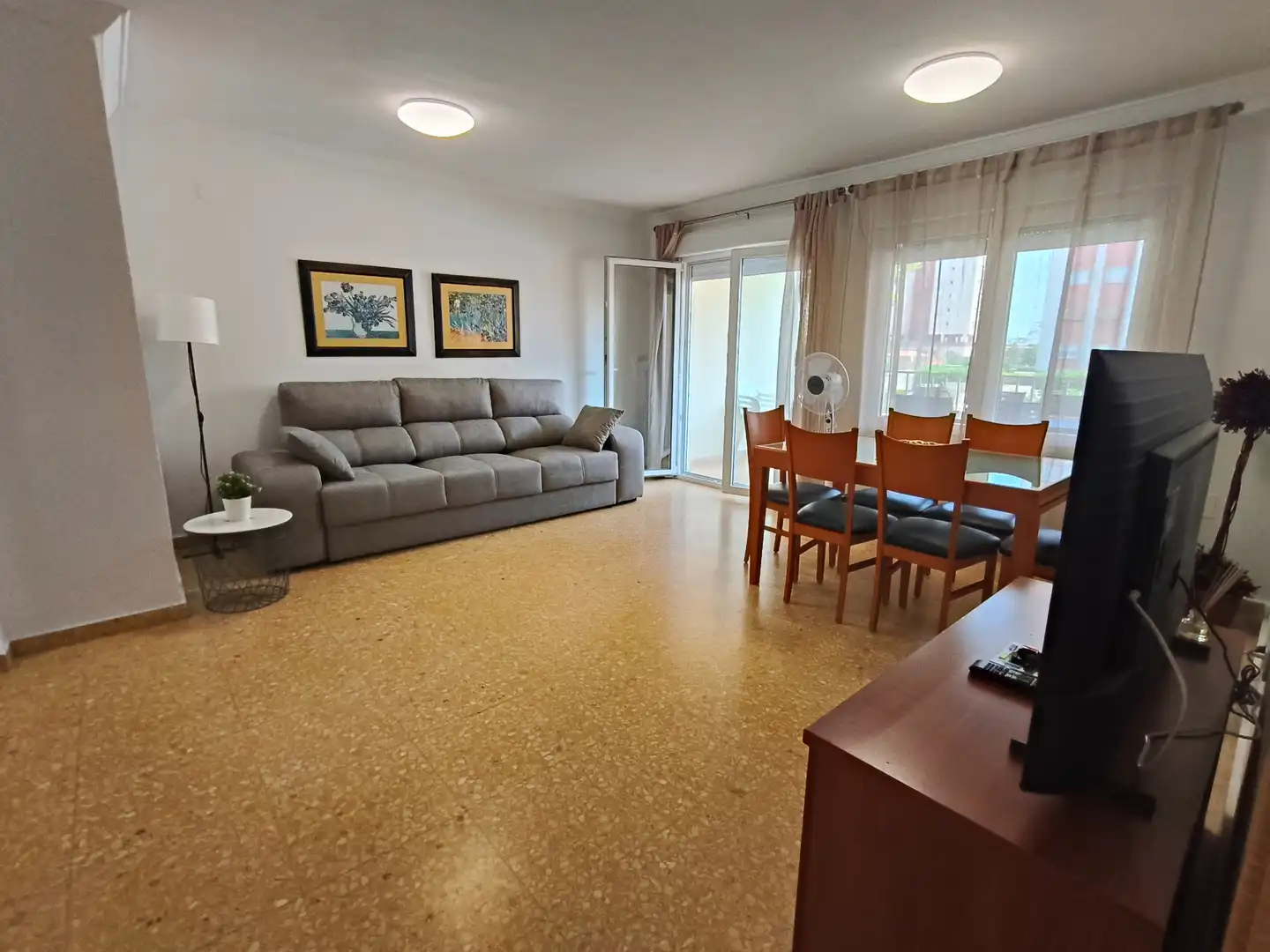 Wohnzimmer von Wohnungen zur Miete in Gandia mit Terrasse, Möbliert und Gemeinschaftspool