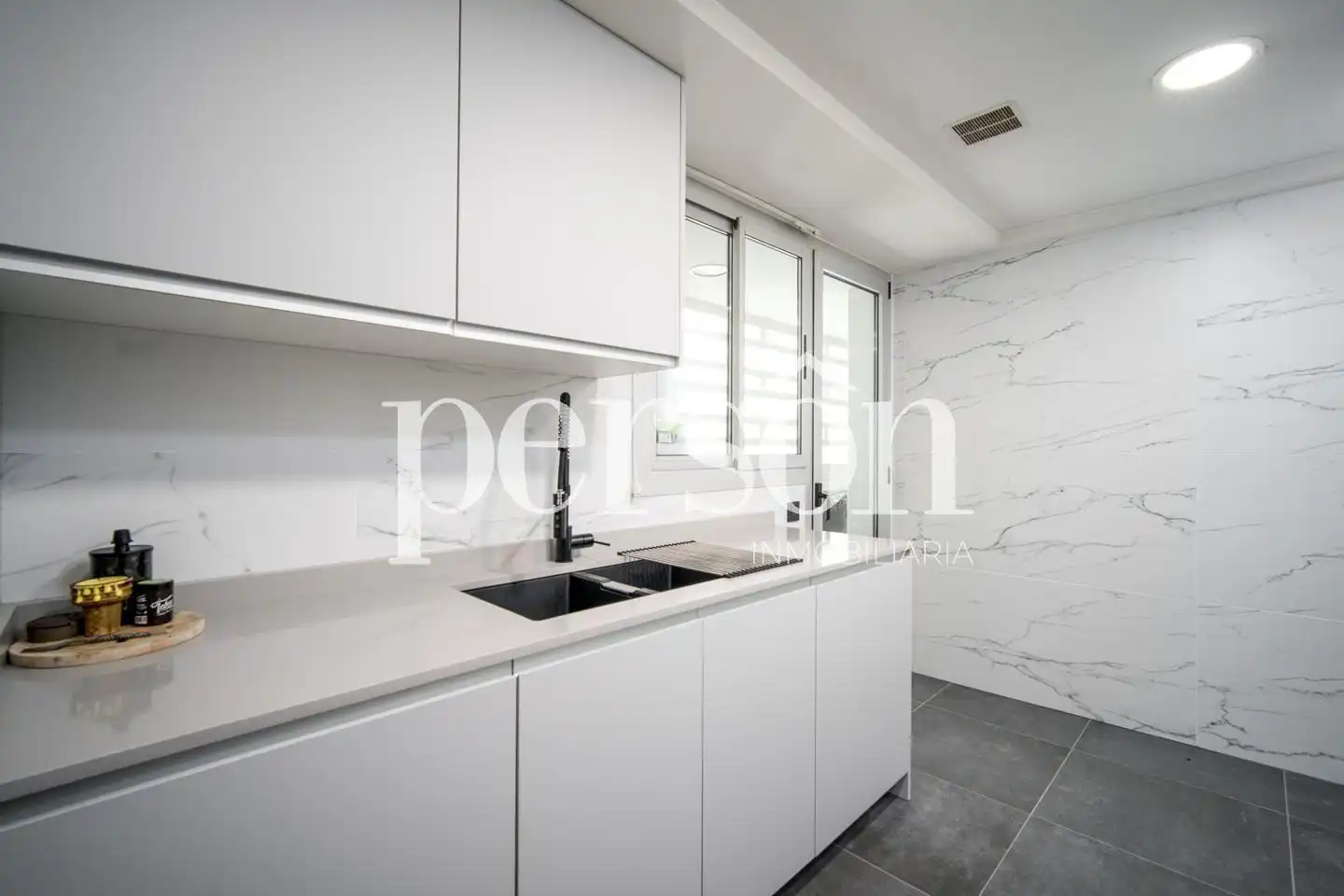Cocina de Piso de alquiler en Valencia con Aire acondicionado, Calefacción y Terraza