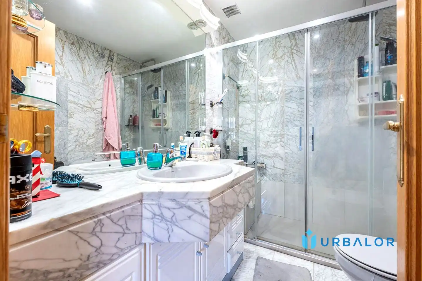 Baño de Casa adosada en venta en Alcorcón con Calefacción, Jardín privado y Parquet