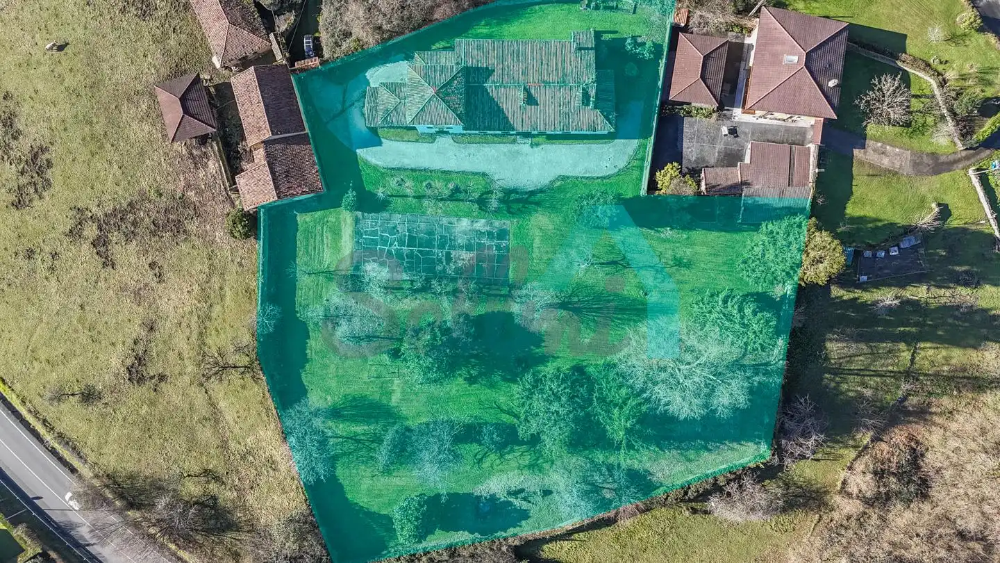 Jardín de Casa o chalet en venta en Oviedo  con Jardín privado y Balcón