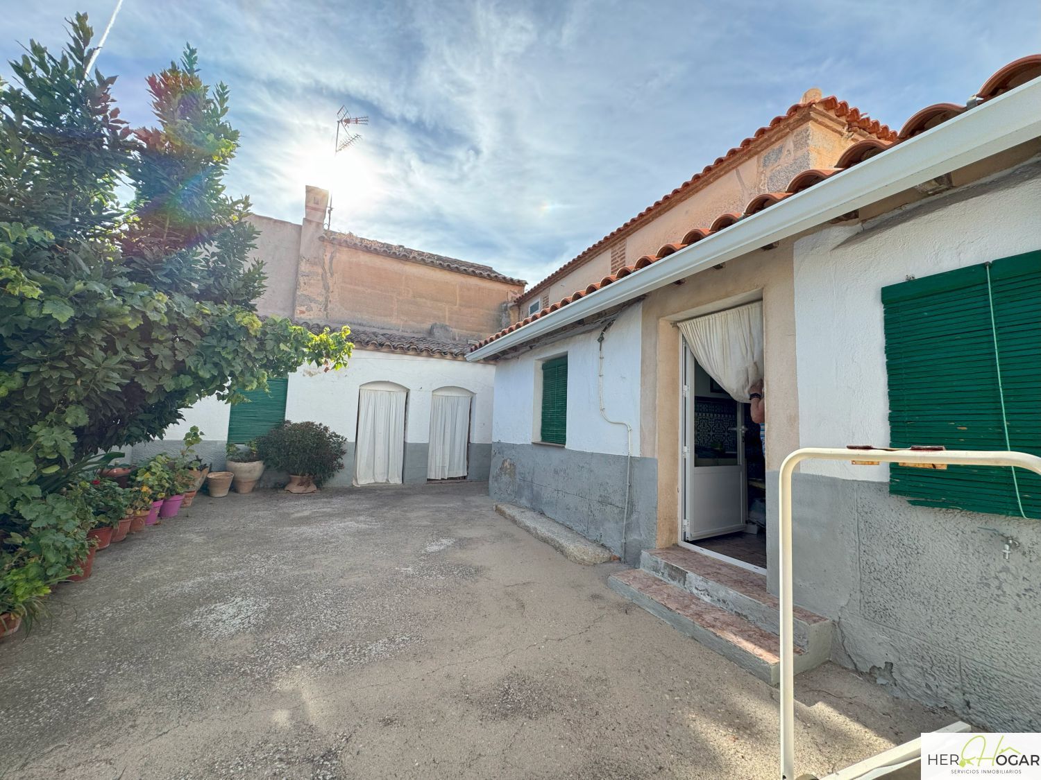 Vista exterior de Casa o xalet en venda en Mazarambroz amb Aire condicionat, Calefacció i Terrassa