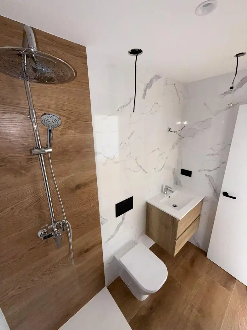 Badezimmer von Gebäude zum Verkauf in Torremolinos