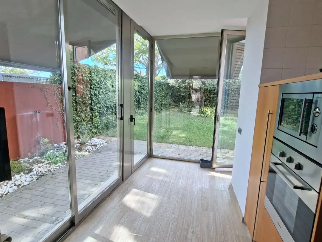 Casa aparellada amb piscina en venda a Av Mas Clariana 78, imagen 11