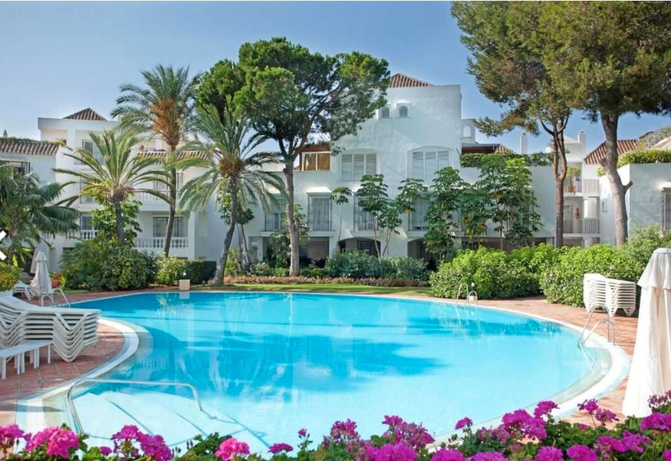 Jardí de Apartament en venda en Marbella amb Aire condicionat, Calefacció i Terrassa