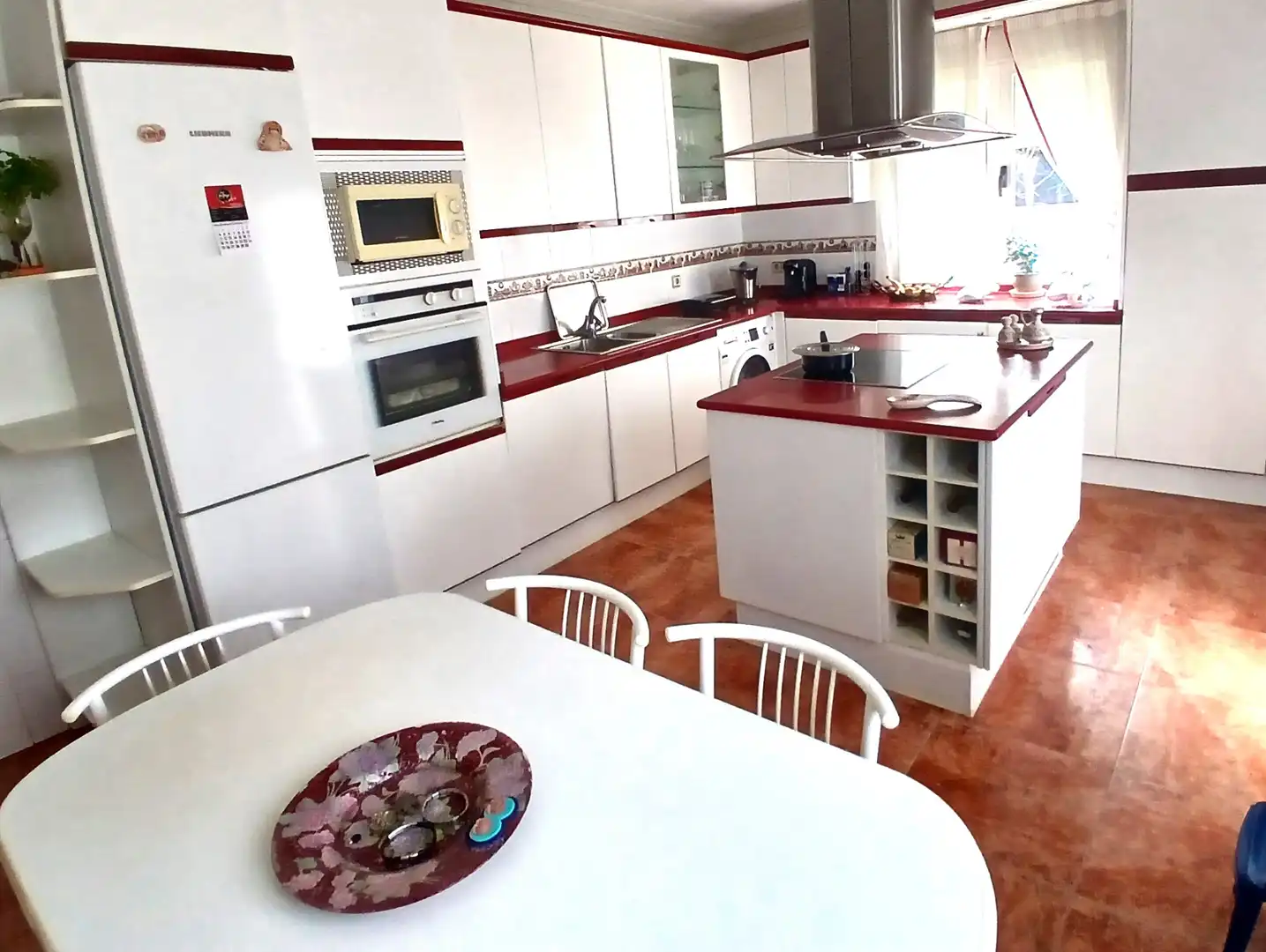 Cocina de Casa o chalet en venta en Galapagar con Calefacción, Jardín privado y Horno