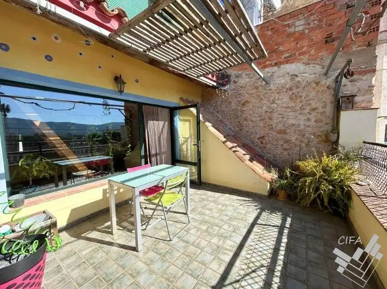 Casa pareada con terraza en venta en Passeig ESTACIO DE L'