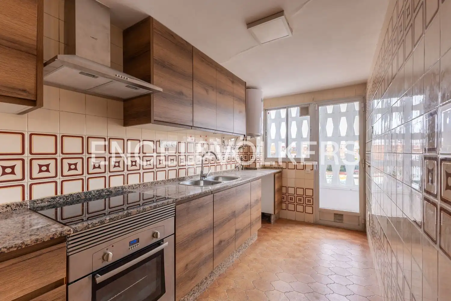 Kitchen of Attic for rent in Valencia  with Air Conditioner, Heating and Terrace