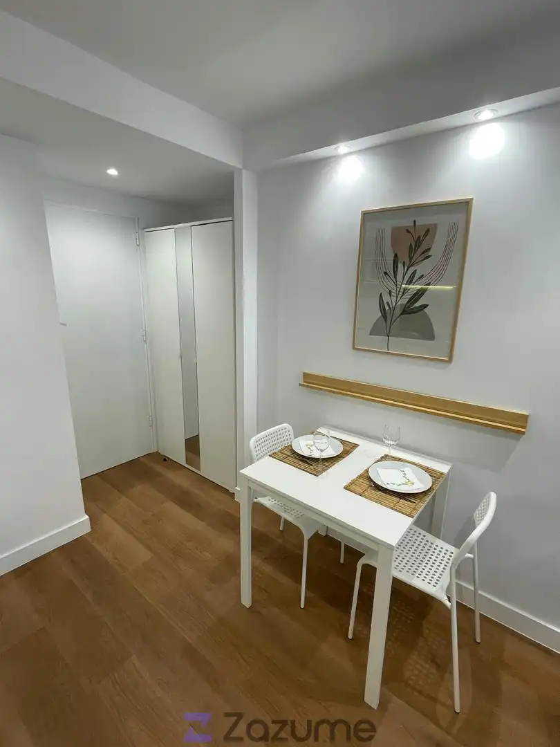 Room in C. Teniente Ochoa Olalla, San Isidro