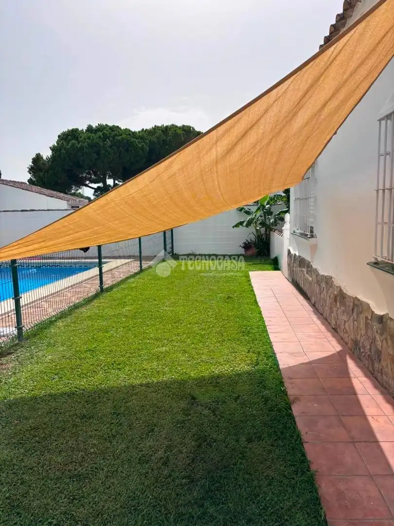 Jardí de Casa o xalet en venda en Chiclana de la Frontera