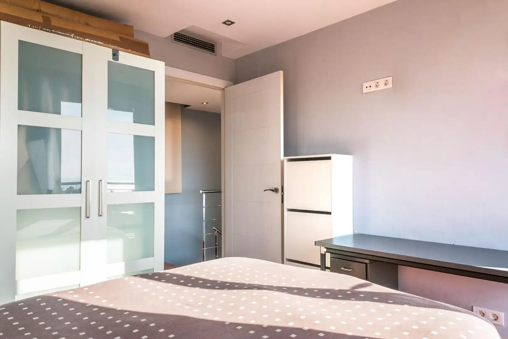 Habitación de Casa o chalet en venta en Sant Vicenç de Montalt con Aire acondicionado, Jardín privado y Terraza