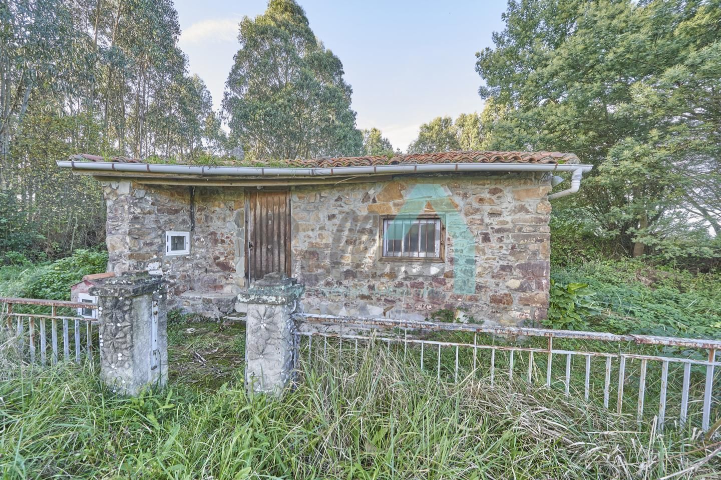 Vista exterior de Casa o xalet en venda en Soto del Barco amb Jardí privat