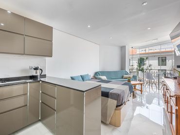 Studio mit Pool zum Verkauf in Calle MALAGA 1