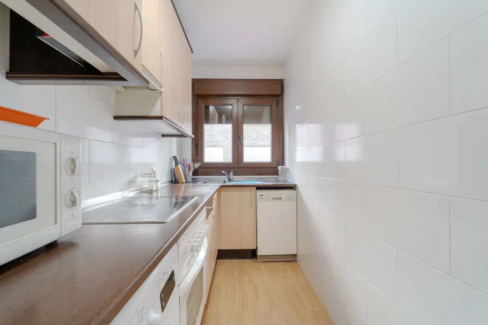 Cocina de Piso en venta en El Álamo con Calefacción, Amueblado y Horno