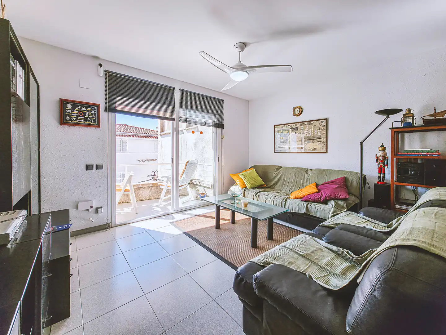 Sala d'estar de Pis de lloguer en Sant Pol de Mar amb Terrassa, Moblat i Forn