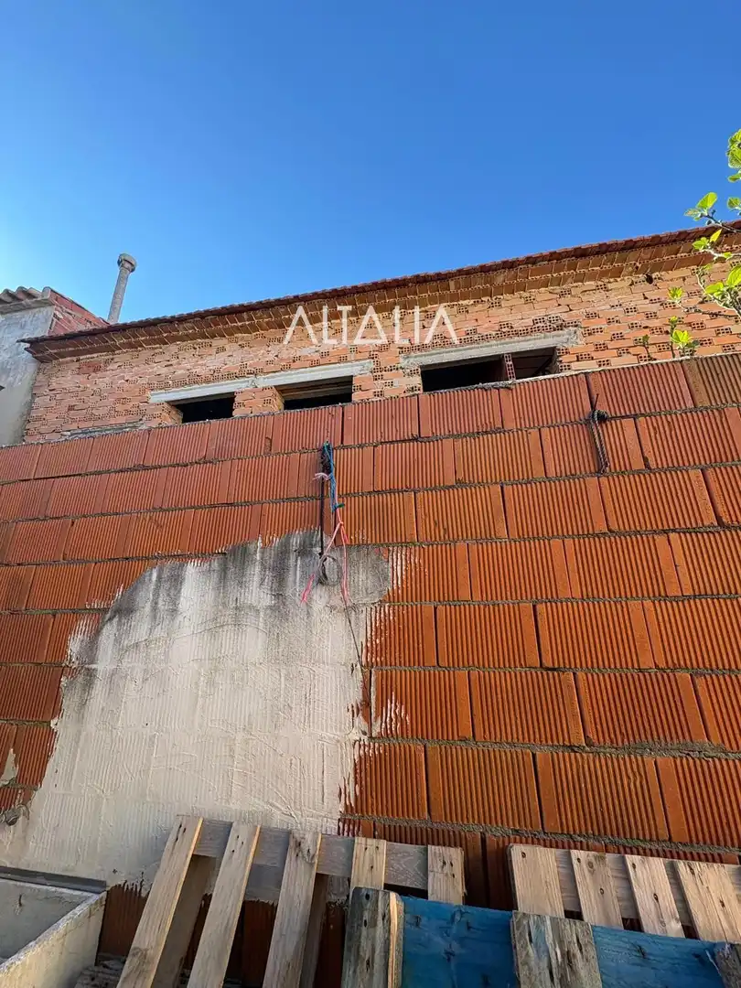 Exterior view of Industrial buildings for sale in Los Hinojosos  