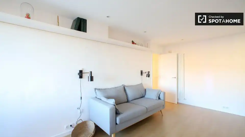 Living room of Flat for rent in Valencia  with Air Conditioner, Heating and Furnished