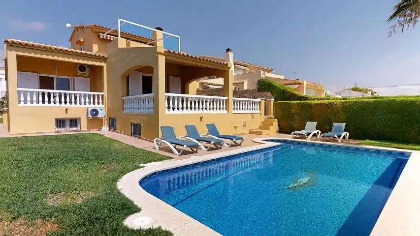 Piscina de Casa o xalet en venda en L'Ametlla de Mar  amb Aire condicionat, Jardí privat i Terrassa