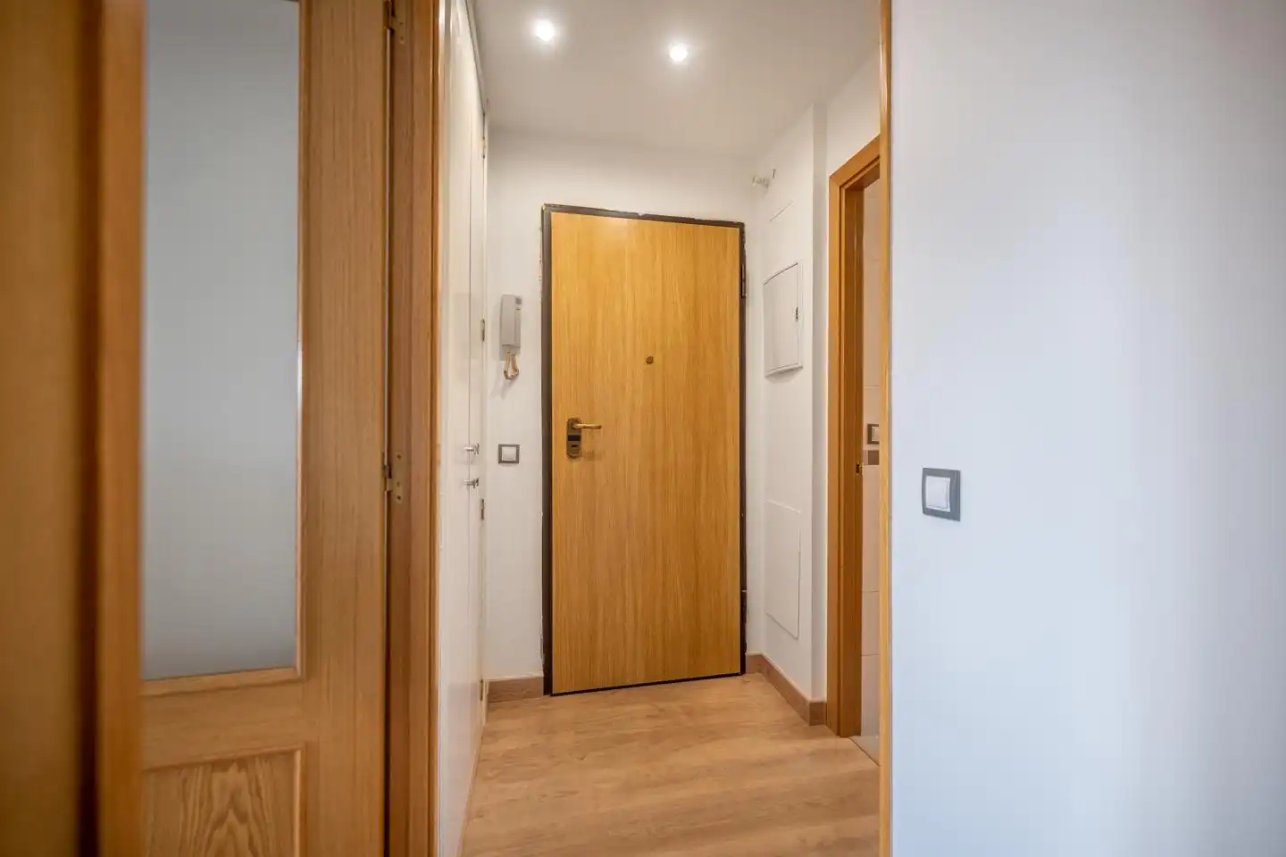 Piso en venta en Ávila con Calefacción, Trastero y Amueblado