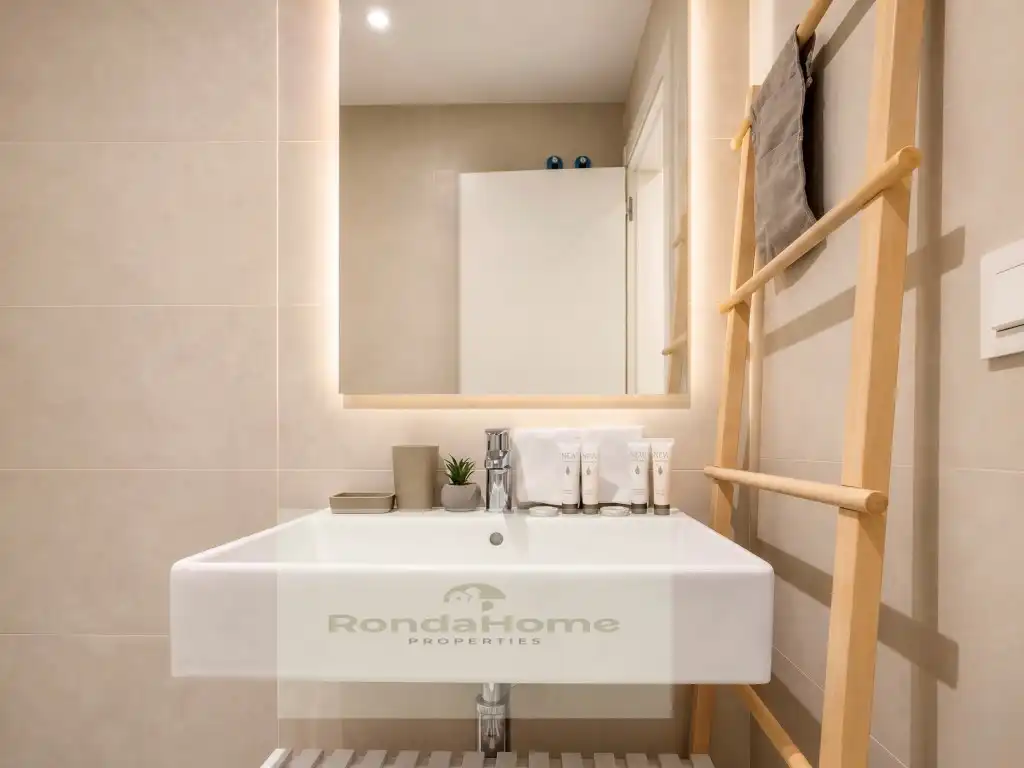 Baño de Piso en venta en Mijas