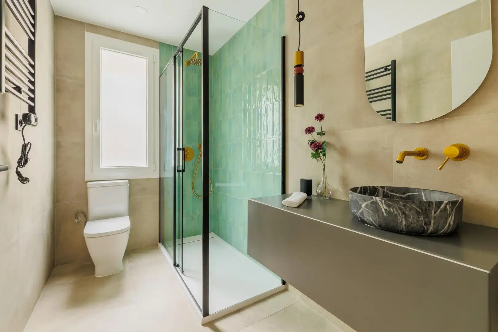 Bany de Apartament en venda en Madrid amb Jardí privat i Terrassa