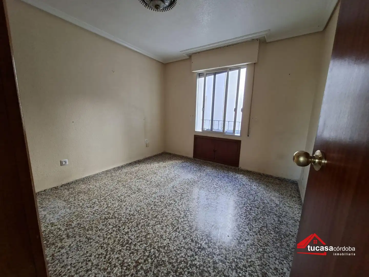 Flat for sale in Huerta de la Reina - Trassierra