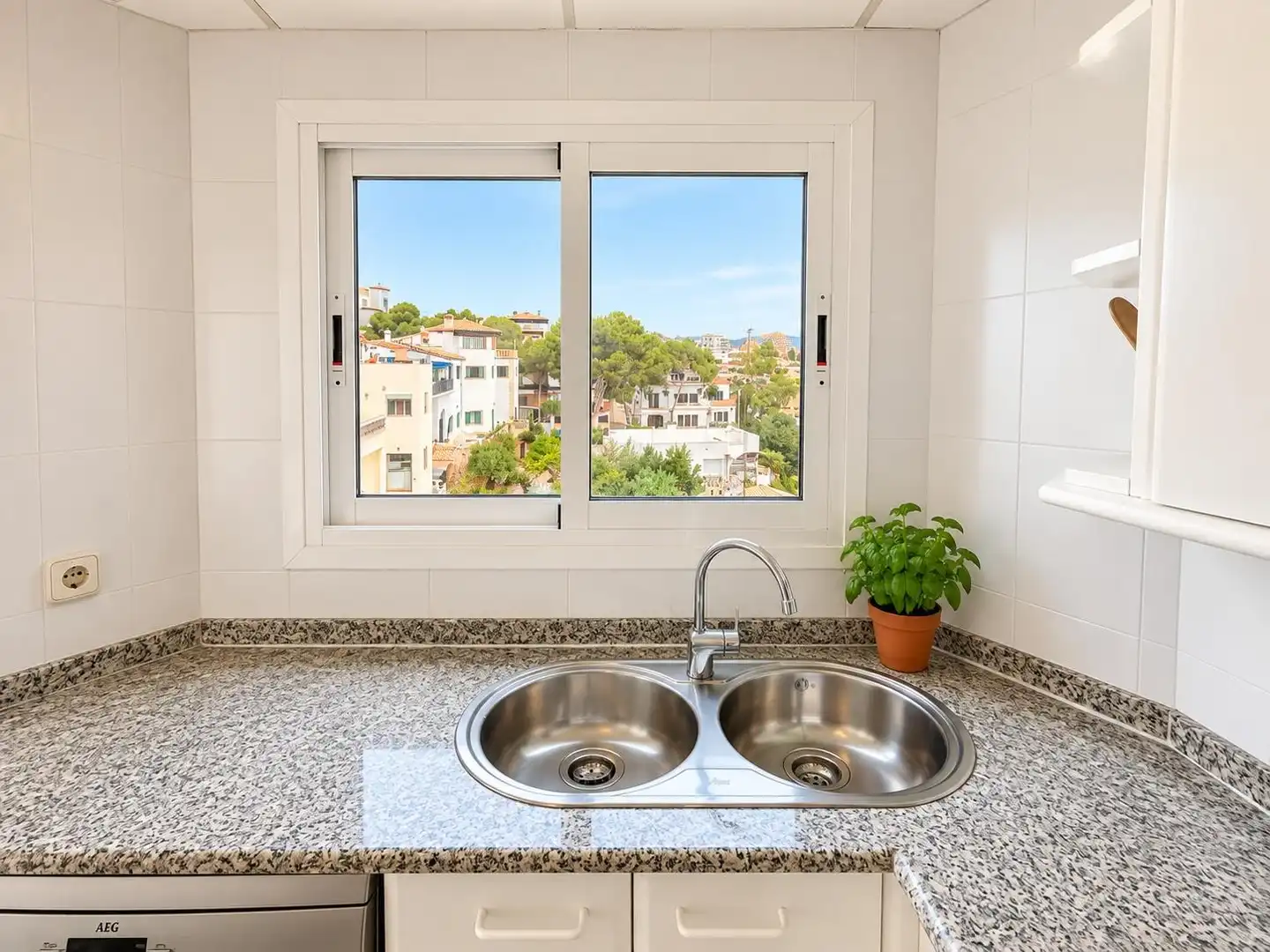 Appartamento con terrazza in affitto a Ponent, imagen 8