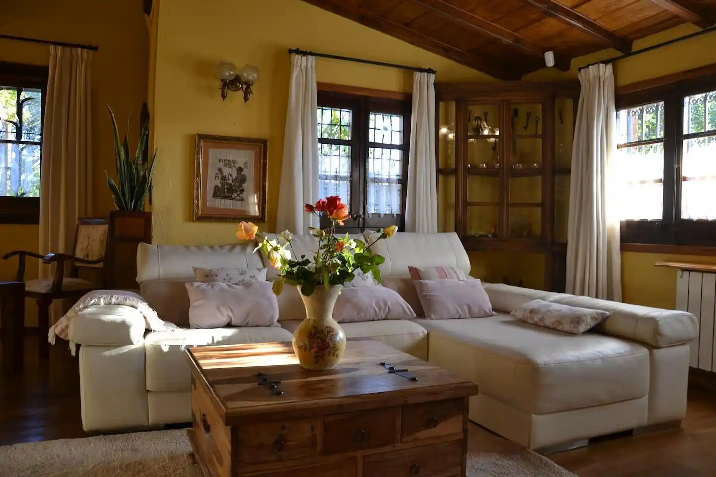 Living room of Commercial properties for sale in Peralada