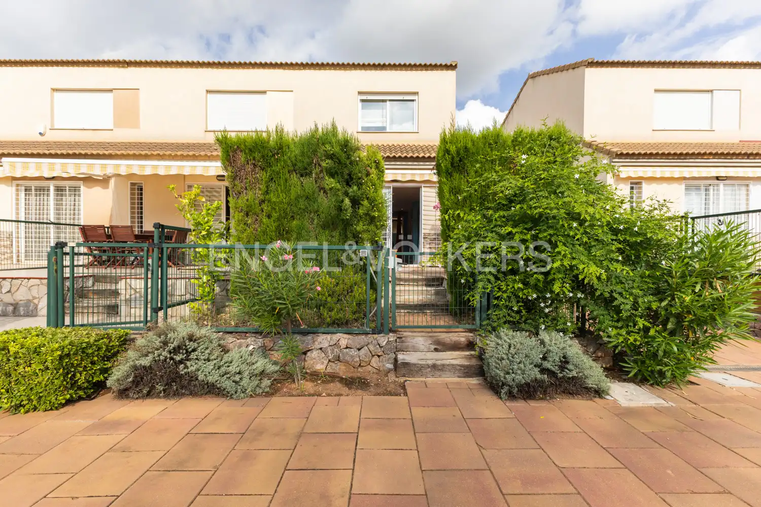 Vista exterior de Casa o xalet en venda en Oropesa del Mar / Orpesa amb Calefacció, Jardí privat i Terrassa