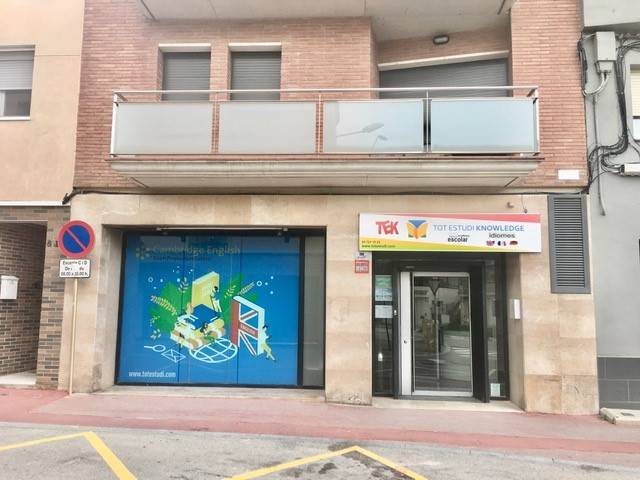Local comercial en Alquiler en C/ Pintor Vila Puig en Centre