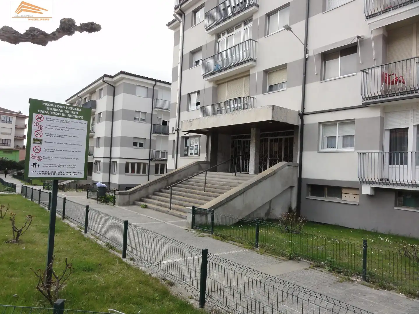 Vista exterior de Local en venta en Cuéllar